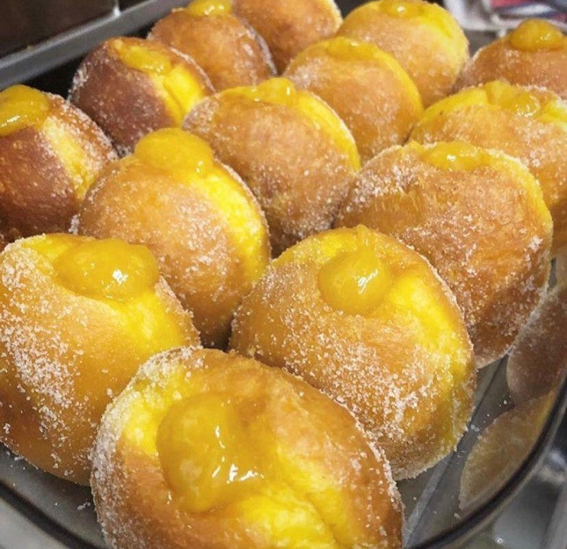 Box of 10 donuts, Flavors - Nutella/ Red velvet Cream Cheese / Vanilla Custard / Cempedak