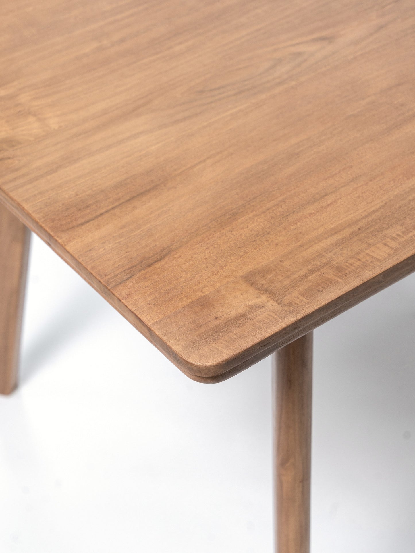 Bumi (Dining) Table