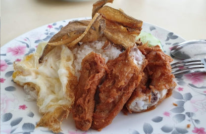 NASI LEMAK (CHANGI V), Ayam Set With Ikan Kering