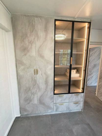2000 Custom Wardrobe (Casement)