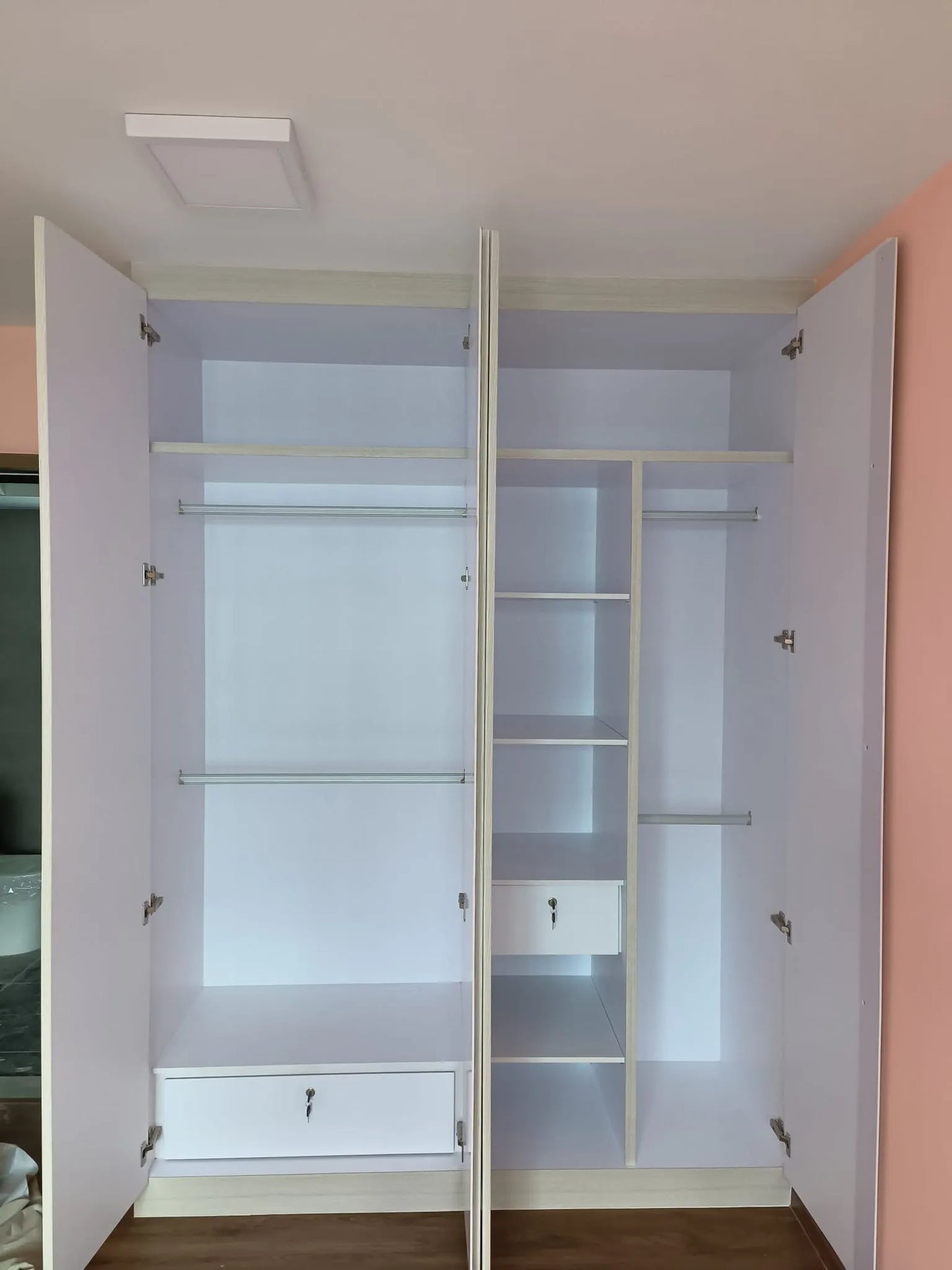 2000 Custom Wardrobe (Casement)